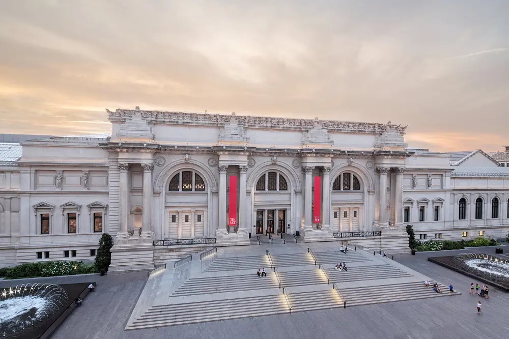 Entrance to The Metropolitan Museum of Art