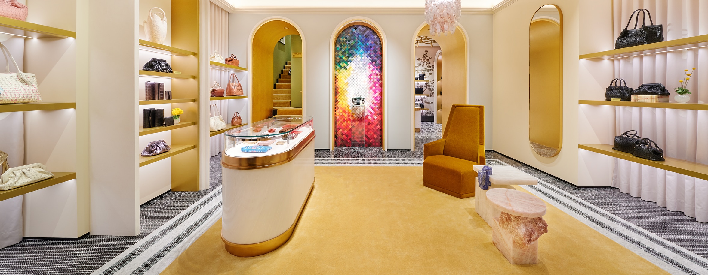 Serapian colorful boutique